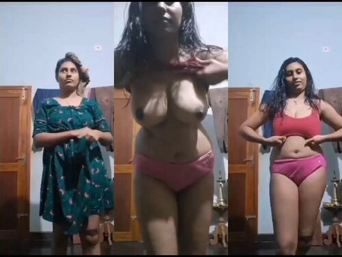 Indian Girl Shows Her Boobs