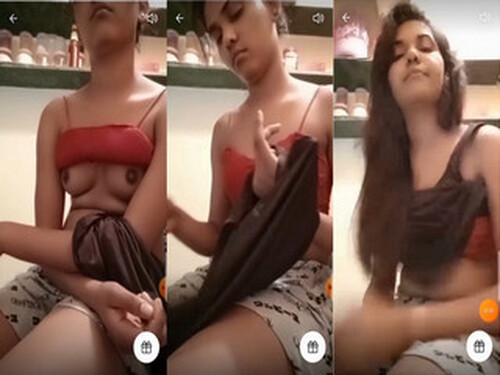 Sexy Indian Girl Tango Show