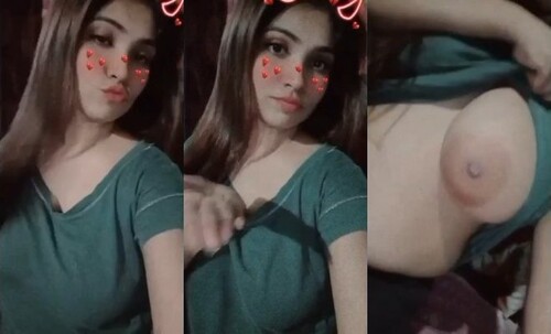 Cute Indian Girl Shows Boobs
