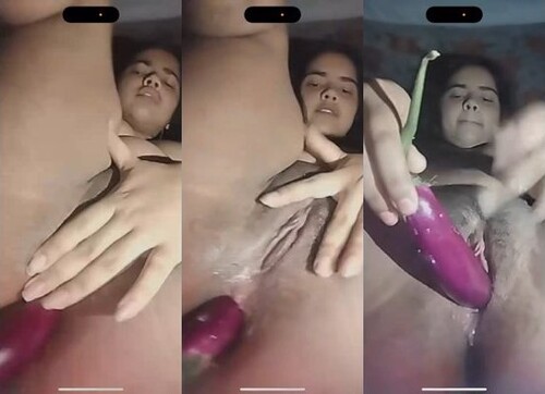 Horny Indian Girl Masturbating