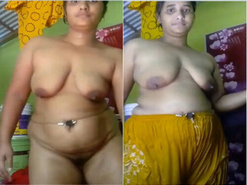 Indian Bhabhi Shows Nude Body For Lover