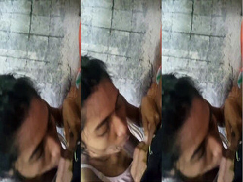 Sexy Indian Girl Blowjob