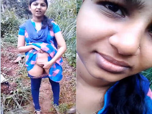 Horny Indian Girl Fingering