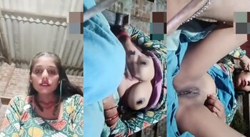 Indian Vlg Bhabhi Shows her Boobs and Pussy
