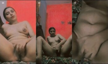 Horny Indian Girl Shows and Fingering