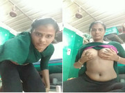 Sexy Indian Bhabhi Play With Her Boobs