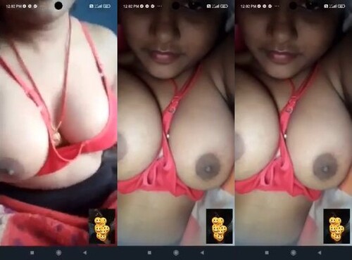 Cute Indian Girl Shows Her Boobs