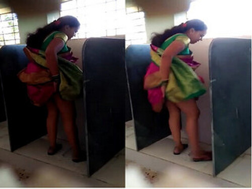 Indian Bhabhi Pissing
