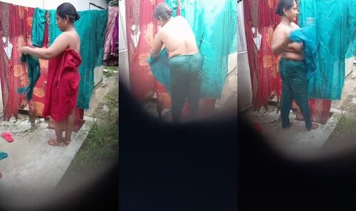 Indian Bhabhi Boobs Video Capture In Hidden Cam