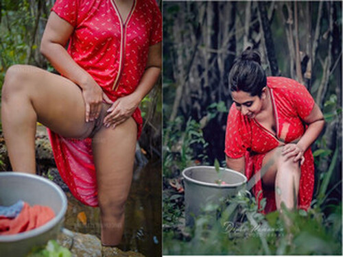 Sexy Mallu Model Shows boobs and Pussy