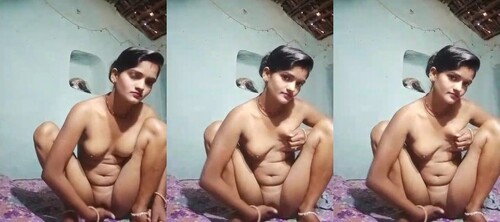 Horny Indian Bhabhi Fingering