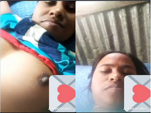 Horny Indian Bhabhi Shows Boobs For Lover Part 1