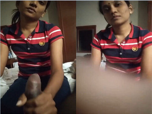 Sexy Indian Mallu Bhabhi Play With Hubby Dick