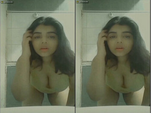 Sexy Paki Girl Shows Her Boobs and Fingering Part 2