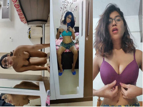 Sexy Indian Mall Shows Nude body
