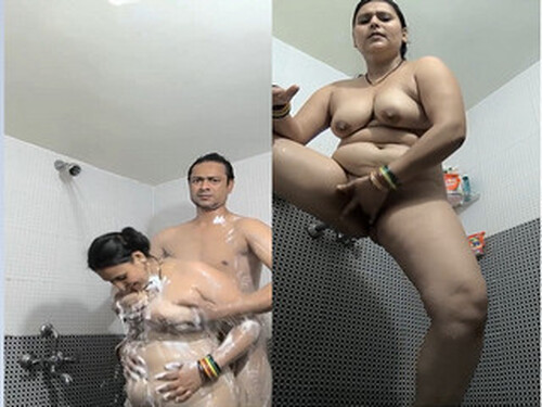 Horny Puja Bhabhi Bathing and Fingering (Updates)