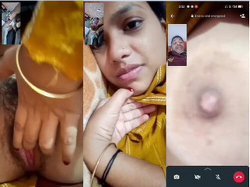 Cute Indian mall Shows Her Boobs and Pussy On VC Part 1