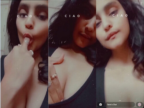 Horny Indian Girl Shows For Lover