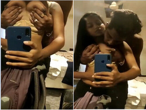 Sexy Indian Mall Boobs Pressing By Lover
