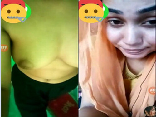 Cute Indian Girl Shows her Boobs On VC