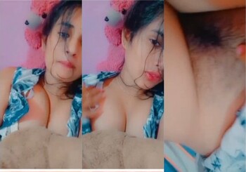 Cute Indian Mal Shows Pussy