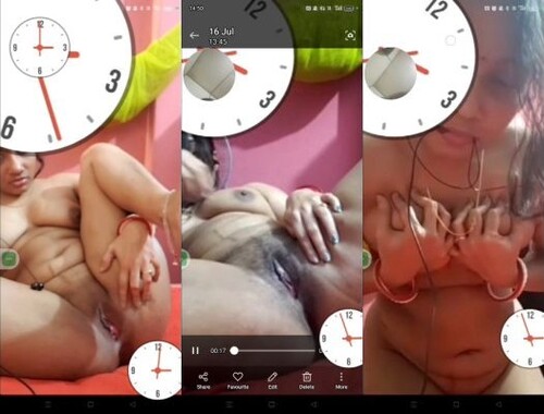 Horny Indian Boudi Shows Nude Body and Fingering Part 2