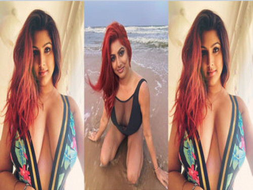 Sexy Indian Girl Sucking Lover Dick