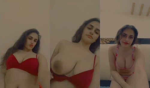 Sexy Indian Girl Shows her Boobs and Pussy Part 5