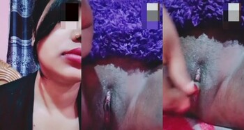 Horny Indian Girl Masturbating