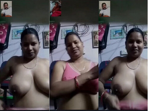 Big Boob Indian Bhabhi Wearing Bra