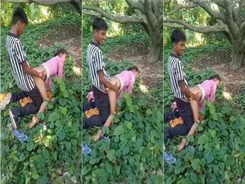 Indian Vlg paid Randi Fucked in Doggy Style