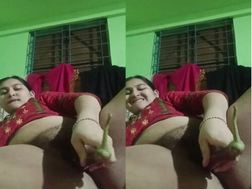 Horny Indian Bhabhi Shows Nude Body and Masturbating Part 1 (Updates)
