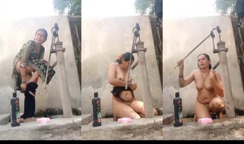 Paki Wife Record her Bathing Video