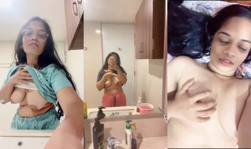 Sexy Indian Mal Shows Her Boobs and Pussy