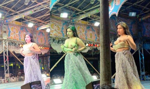 Famous Sahu Bhauja Shows Boobs in Stage Program