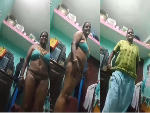 Tamil Bhabhi Striping and enjoy With Lover