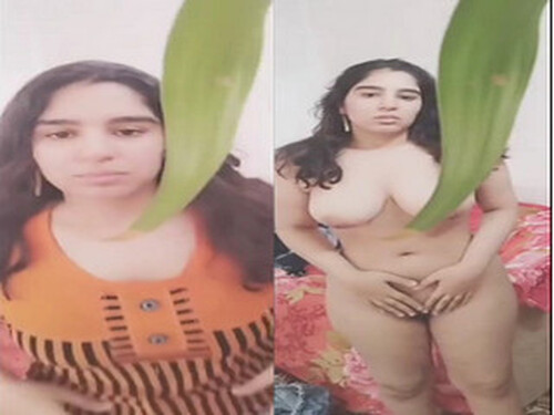 Horny Indian mall Striping and Shows Nude Body
