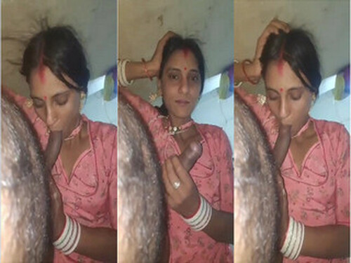 Indian Bhabhi Sucking Dick