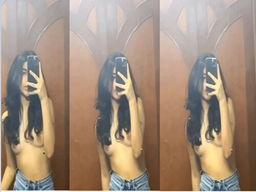 Cute Indian Girl Record Selfie