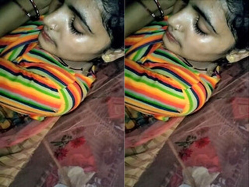 Sexy Bihari Bhabhi Ridding Part 2 (Updates)