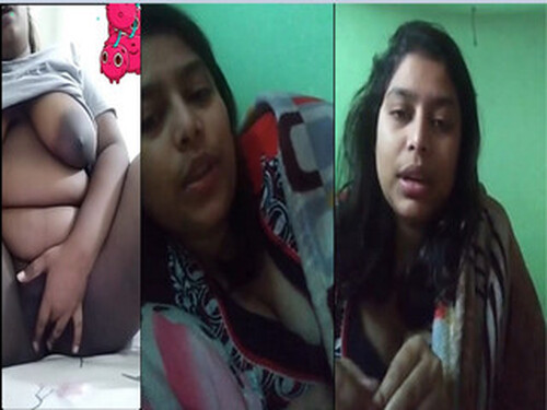 Horny Indian Girl Shows nude Body and Bathing
