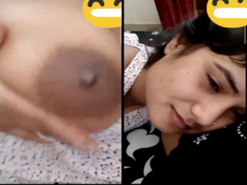 Indian girl Shows Boobs For Lover