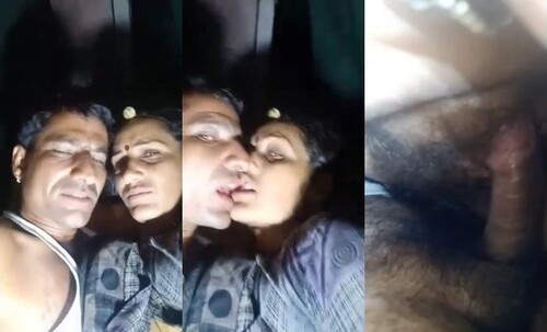 Indian Mature Cpl Kissing and Fucking