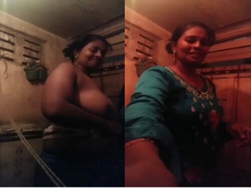Sexy Indian Girl Shows her Big Boobs