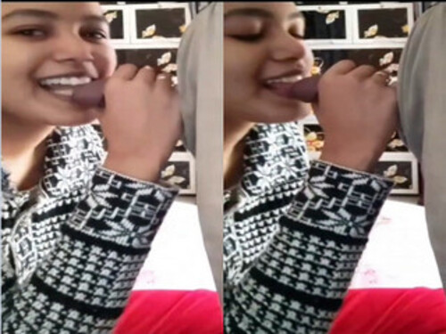Sexy Indian Girl Sucking Dick