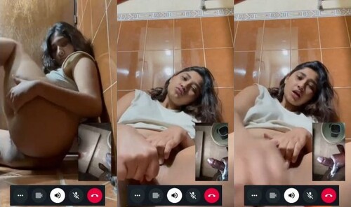 Horny Indian Girl Masturbating