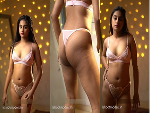 New Model Posing for I Shoot Models ~ OF Content