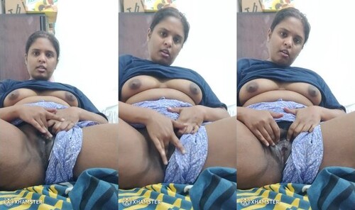 Horny Indian Girl Shows Boobs and Fingering