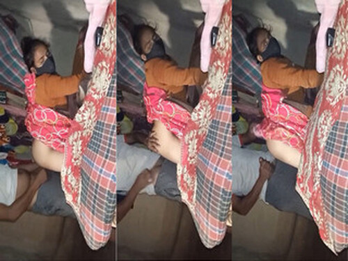 Indian Vlg Wife Fucking in Doggy Style