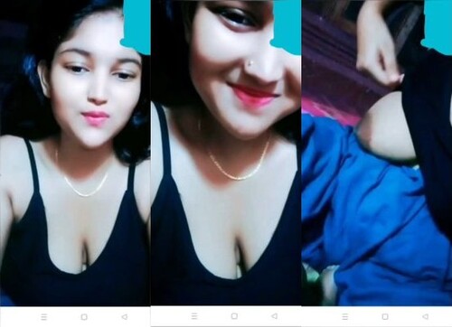 Cute Indian Mal Shows Boob